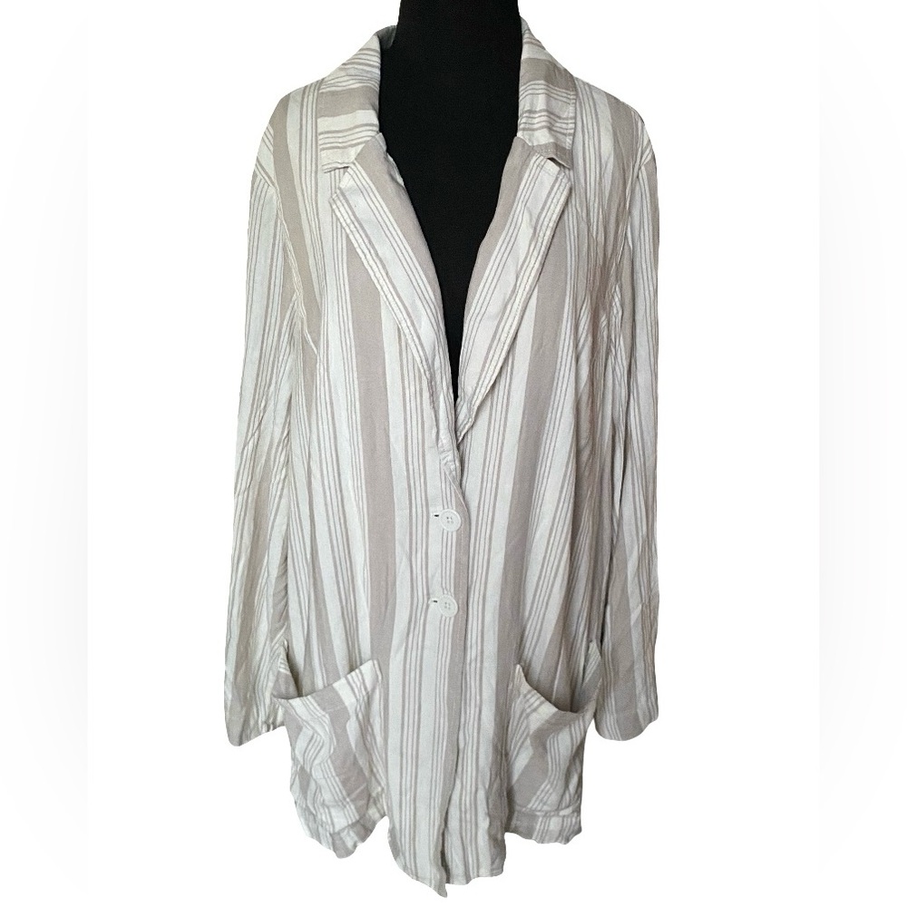 NWT Torrid striped linen taupe button front blazer with pockets plus size 3X